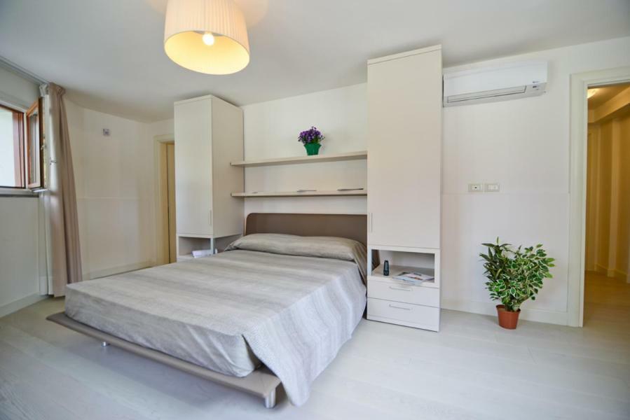 La Fontaine Aparthotel 4*